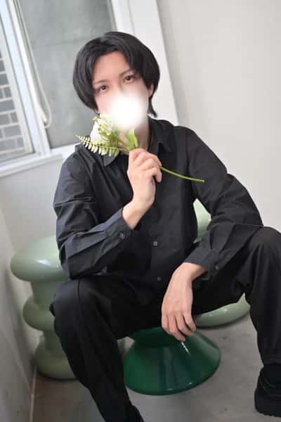 大阪府の女性用風俗(女風)「ピースオブマインド」のセラピスト 葉