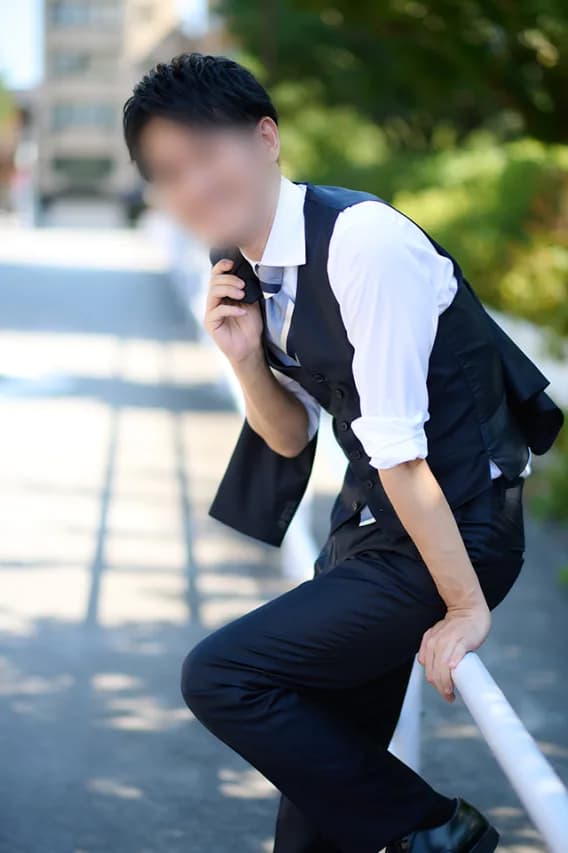 東京都の女性用風俗（女風）「アーメン東京」のセラピスト リク（写真2）