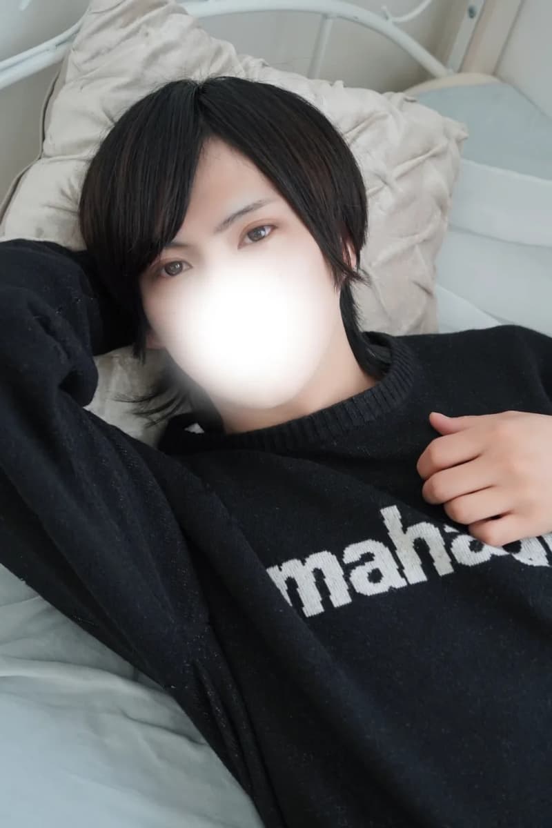 大阪府の女性用風俗（女風）「ピースオブマインド」のセラピスト ヒナタ（写真3）